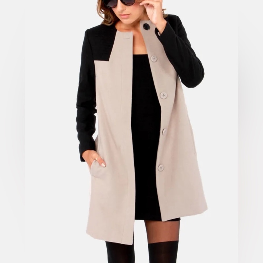BB Dakota Hana Black and Taupe Coat Hidden Buttons Jacket Peacoat